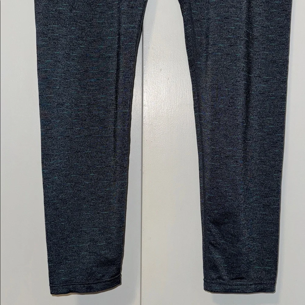 Tuff Athletics Leggings w Zip Security Pocket Gray Micro Stripe Women’s XL - Picture 3 of 12